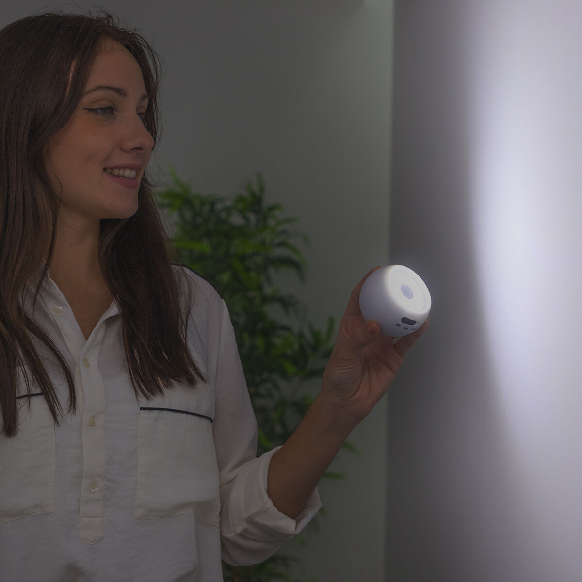 Luz LED com Sensor de Movimento Maglum InnovaGoods